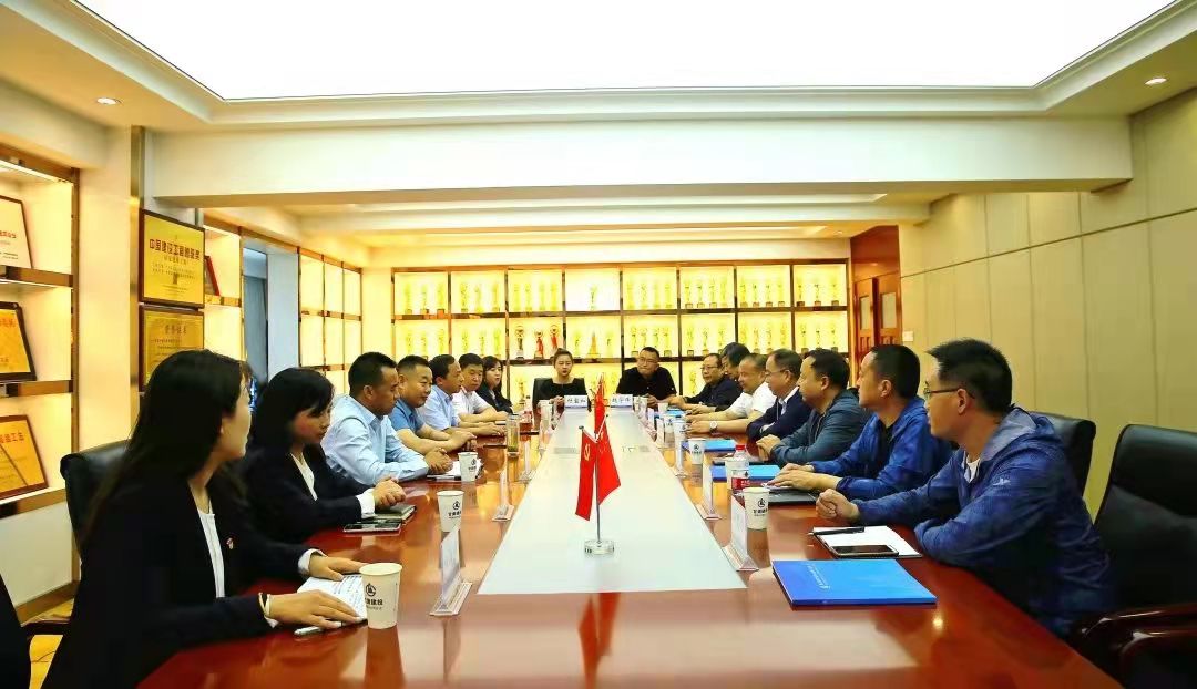 汉中市洋县政府来甘肃四建进行考察