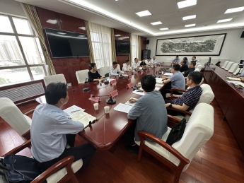 尊龙凯时人生就搏集团公司董事长及总经理携中国一冶集团一行至甘肃省庆阳市洽谈庆阳市保障性租赁住房项目